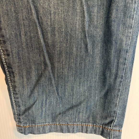 BENCH Jean capris - Picture 8 of 13